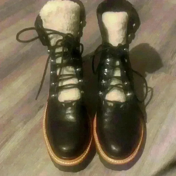 Marc Fisher Mlizzie booties - Picture 1 of 6